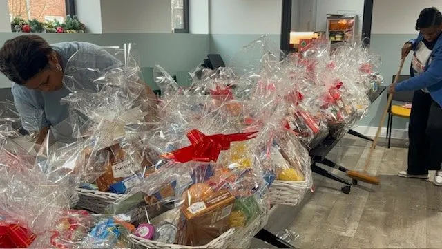 Preparing Hampers