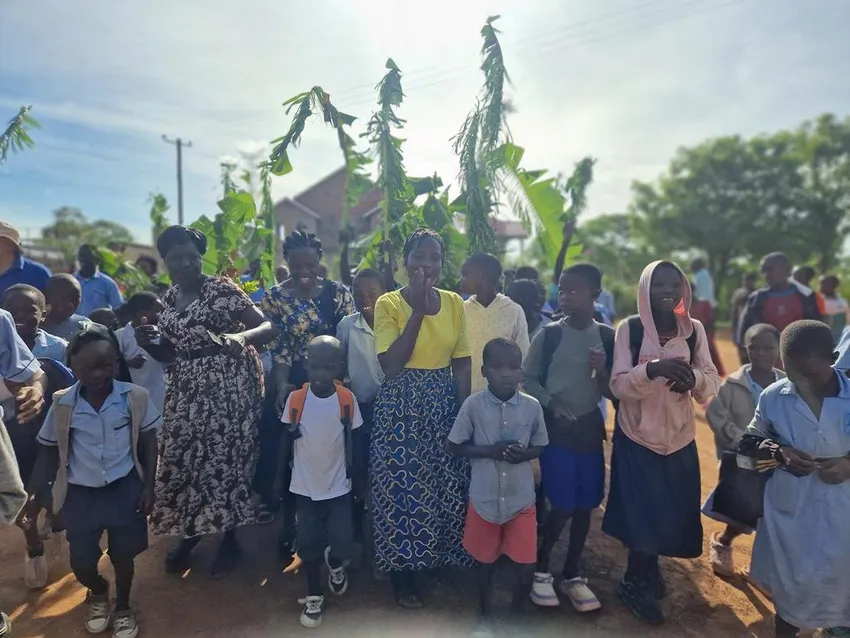 Staff and pupils at Wiggins Primary School welcome Mission Direct team as they begin working alongside local builders to help create opportunities for children to learn and thrive