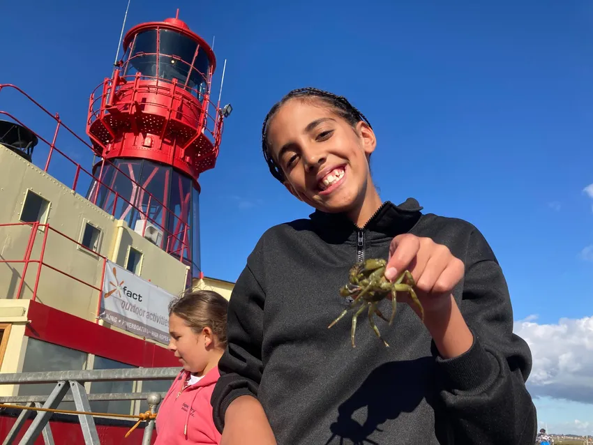Crabbing from the lightship