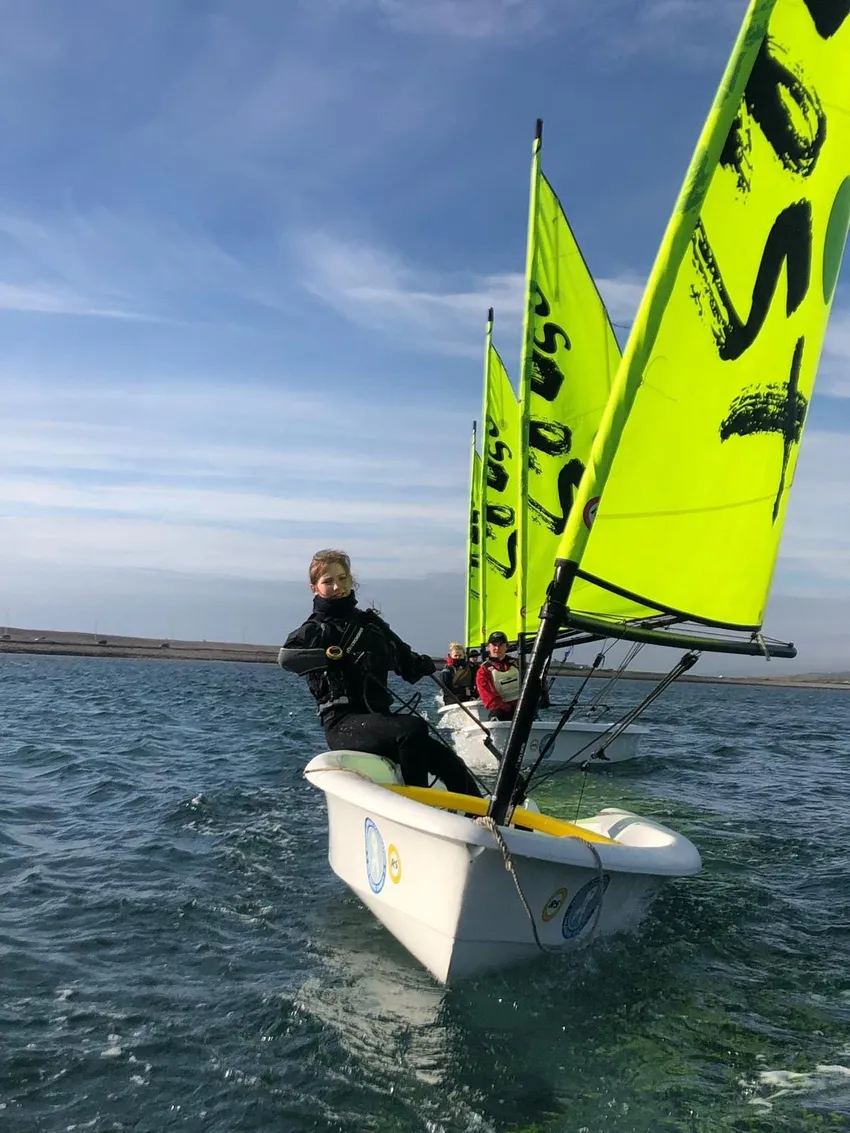 Racing in perfect harmony