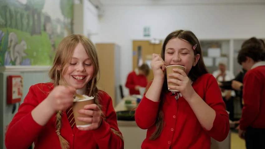Pupils cooking and eating tast deforestation free dishes