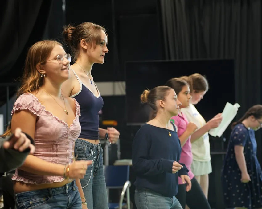 2Group of young people in workshop