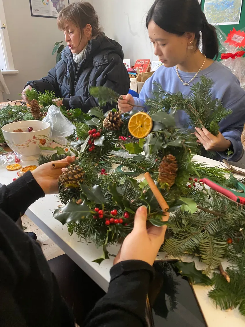 Christmas wreath making 3