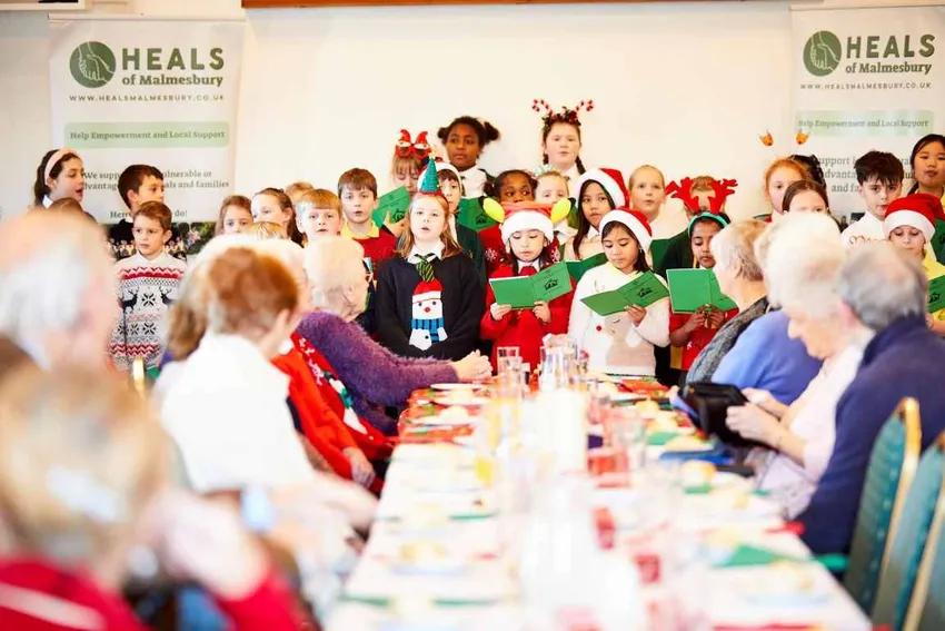 Entertaining 100 guests at our Christmas community lunch