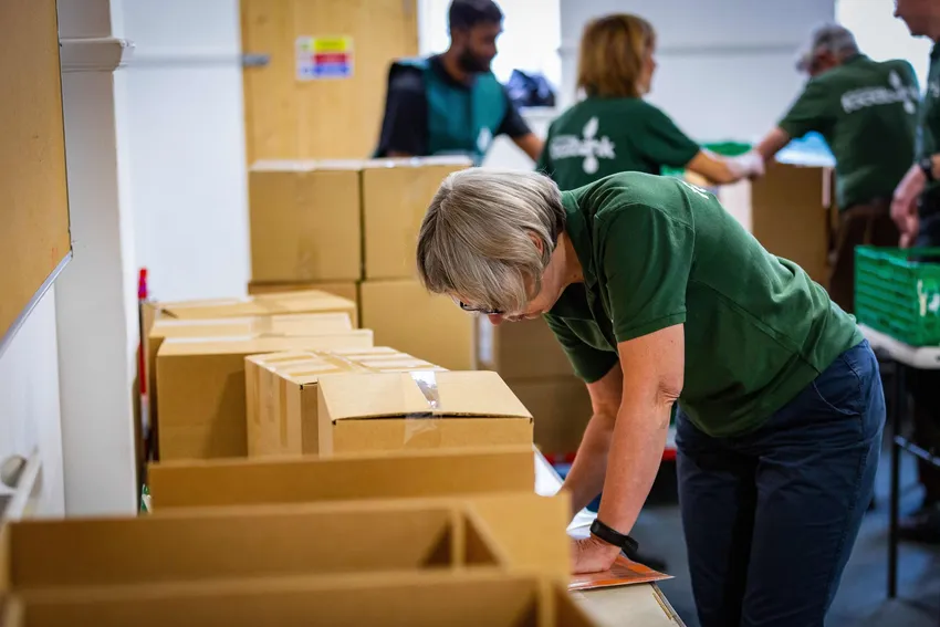 Volunteers making food parcels