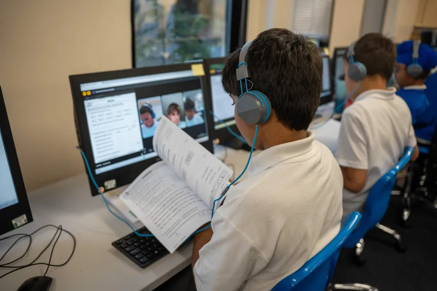 Children taking part in Chandran Foundation’s tutoring programme, receiving free small-group English and Maths support to close learning gaps, build confidence, strengthen classroom engagement and help them believe in their potential.