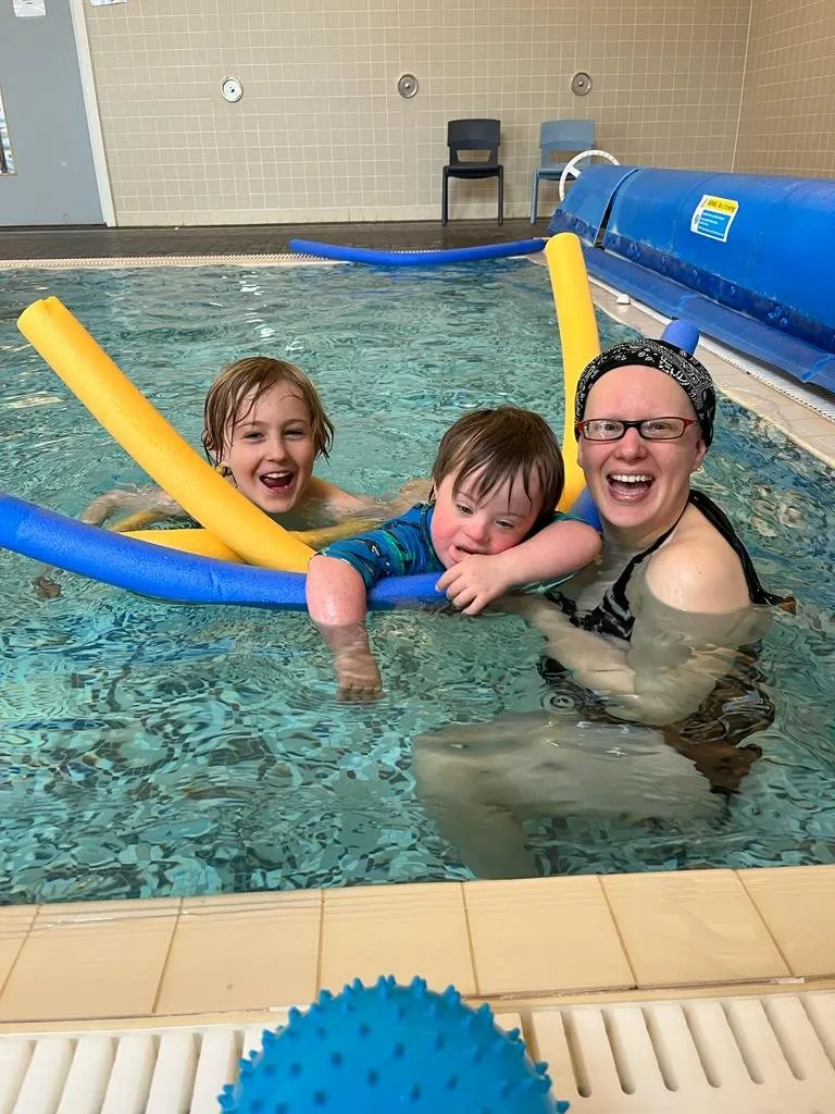 F6IT Family Swimming for the whole family in a welcoming, sensory-friendly environment.
